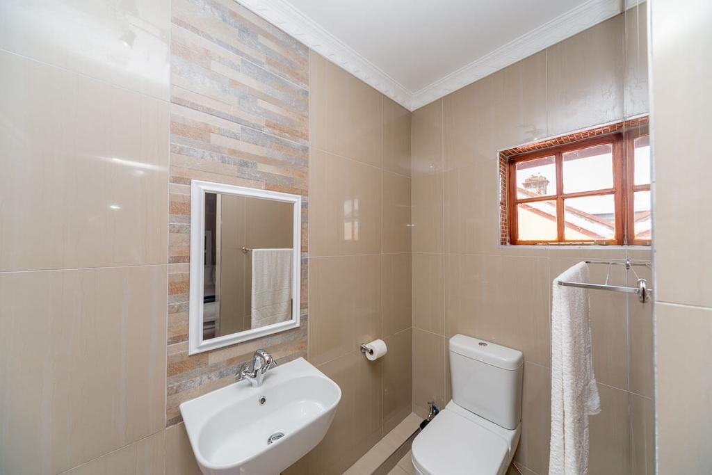 The Musafer Travel Lodge Pietermaritzburg Exteriör bild