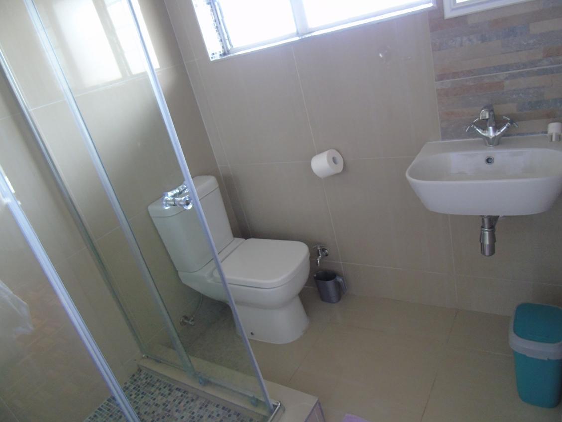 The Musafer Travel Lodge Pietermaritzburg Exteriör bild